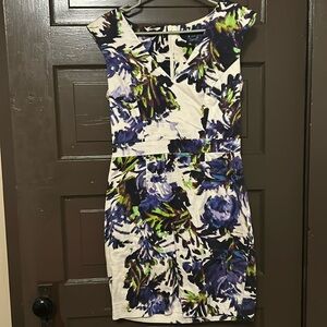 French Connection floral dress 👗